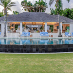 Timeless Colonial Style Clifftop Villa in Uluwatu Luxury Living with Ocean Views1