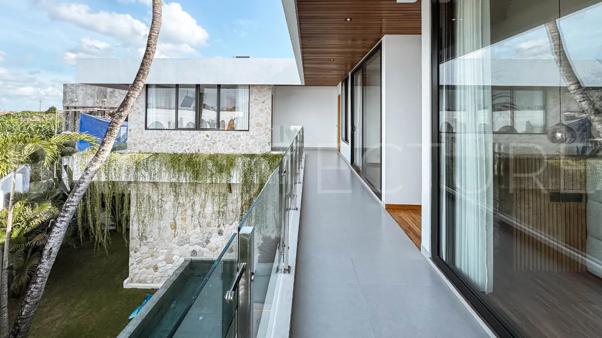 Select Modern Minimalist 4BR Villa, Garden & Pool, Ideal for Living or Rental for Sale in Tumbak Bayuh Modern Minimalist 4BR Villa, Garden & Pool, Ideal for Living or Rental for Sale in Tumbak Bayuh 8