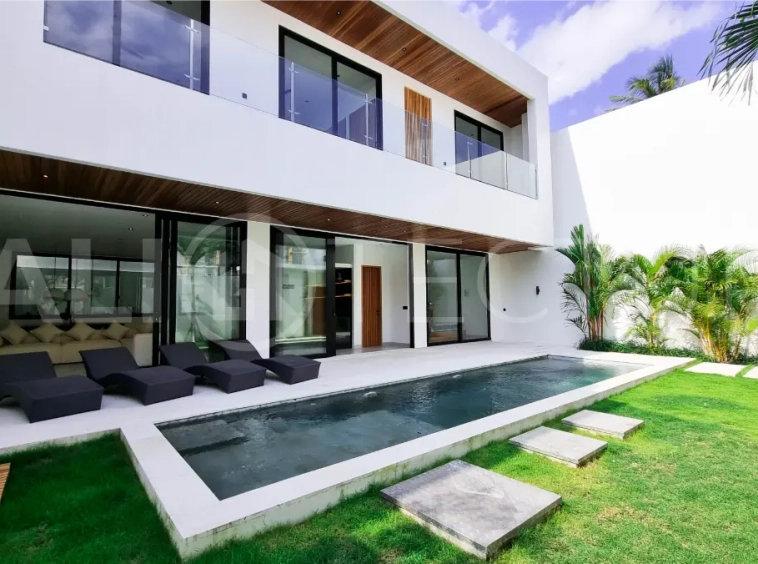 Turnkey Minimalist Villa in Tumbak Bayuh, Ideal for Living or Daily Rental Business28