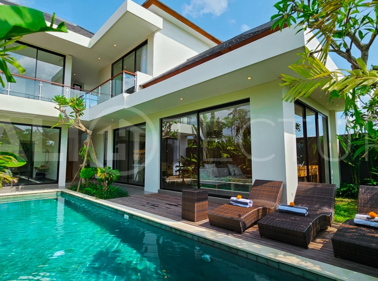 Ricefield-View-3-Bedroom-Villa-for-Sale-in-Mas-Ubud-14