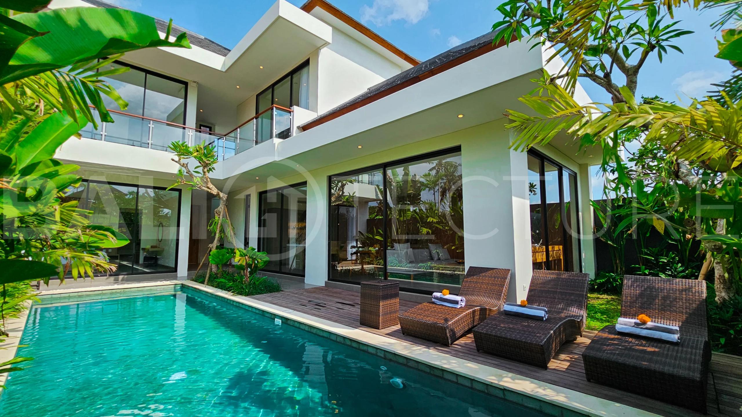 Ricefield-View-3-Bedroom-Villa-for-Sale-in-Mas-Ubud-14