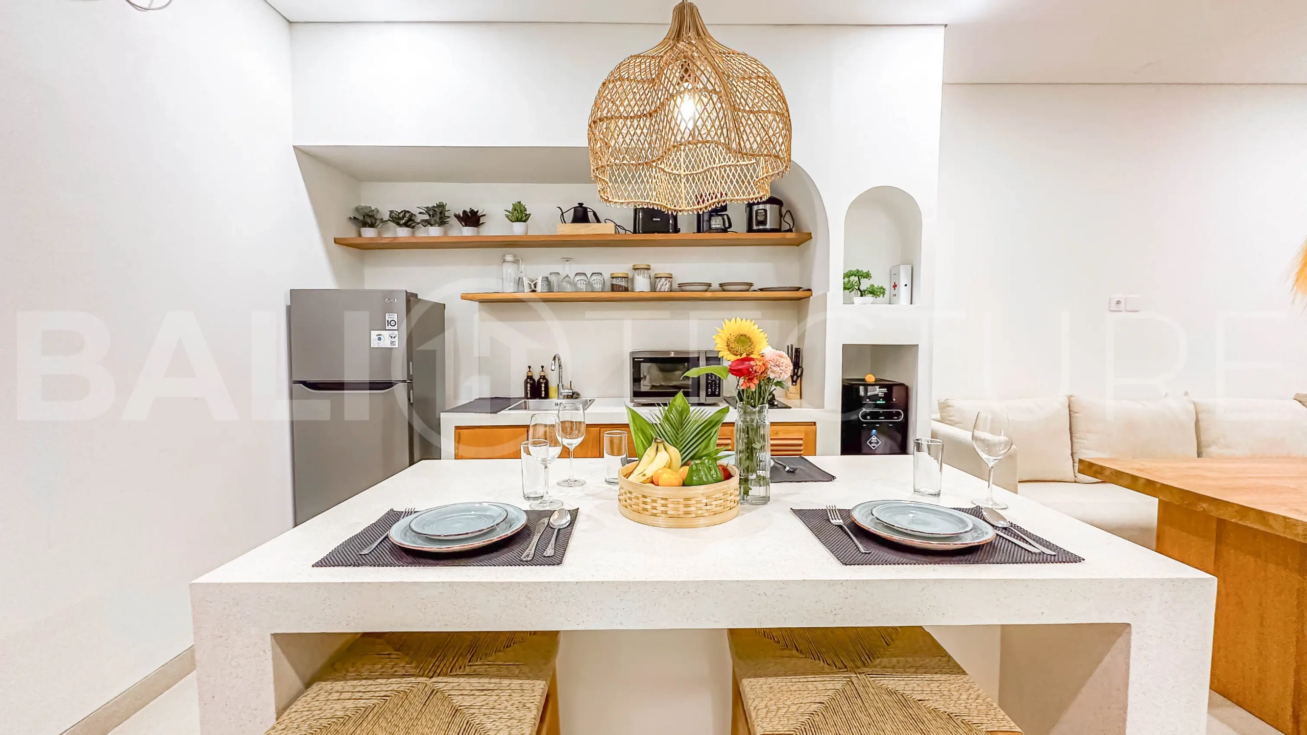 Modern 2-Bedroom Villa in Padonan Minutes to Canggu Hotspots16