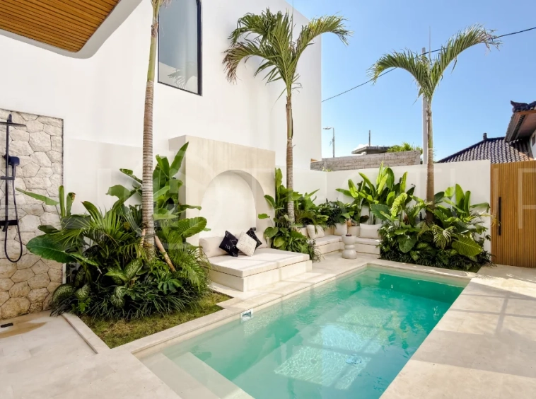 Modern tropical luxury villa at Solas Villas in Bingin, Bali, featuring contemporary architecture, stylish interiors, a private infinity pool, and a rooftop terrace with panoramic ocean views. Surrounded by lush tropical scenery, the villa offers a sophisticated coastal lifestyle with high-quality finishes and functional living spaces. Scheduled for completion in late 2025, this exclusive property is located in one of Bali's most desirable destinations and is eligible for buyer financing.