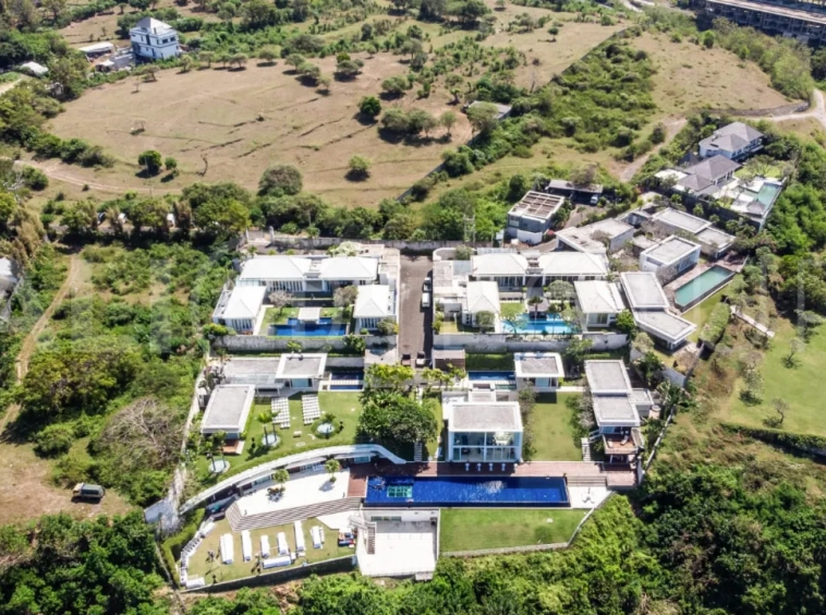 Sophisticated-Cliffside-Villa-with-Stunning-Ocean-Views-for-Sale-near-Pandawa-Beach-Bali-13