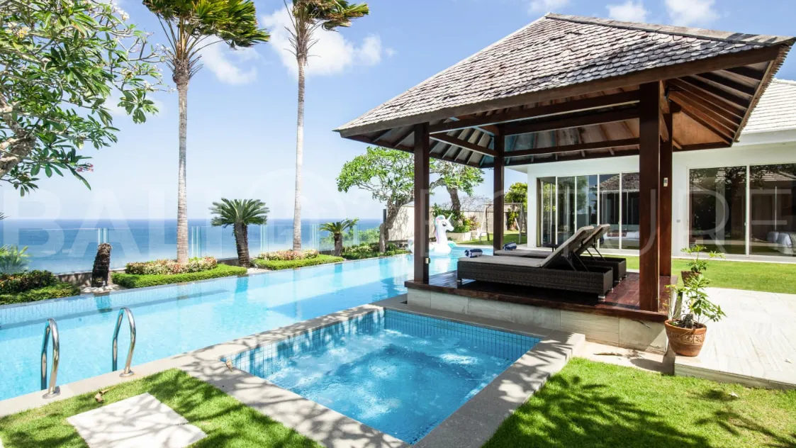 Sophisticated-Cliffside-Villa-with-Stunning-Ocean-Views-for-Sale-near-Pandawa-Beach-Bali-8