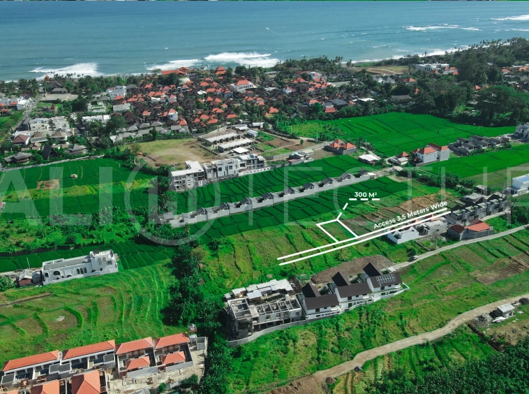 Prime 300 m² Freehold Land in Seseh, 700m from the Beach4