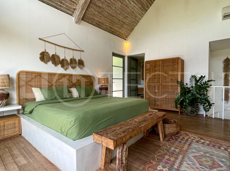 Bohemian-Inspired-Villa-for-Sale-between-Tumbak-Bayuh-and-Buduk-14