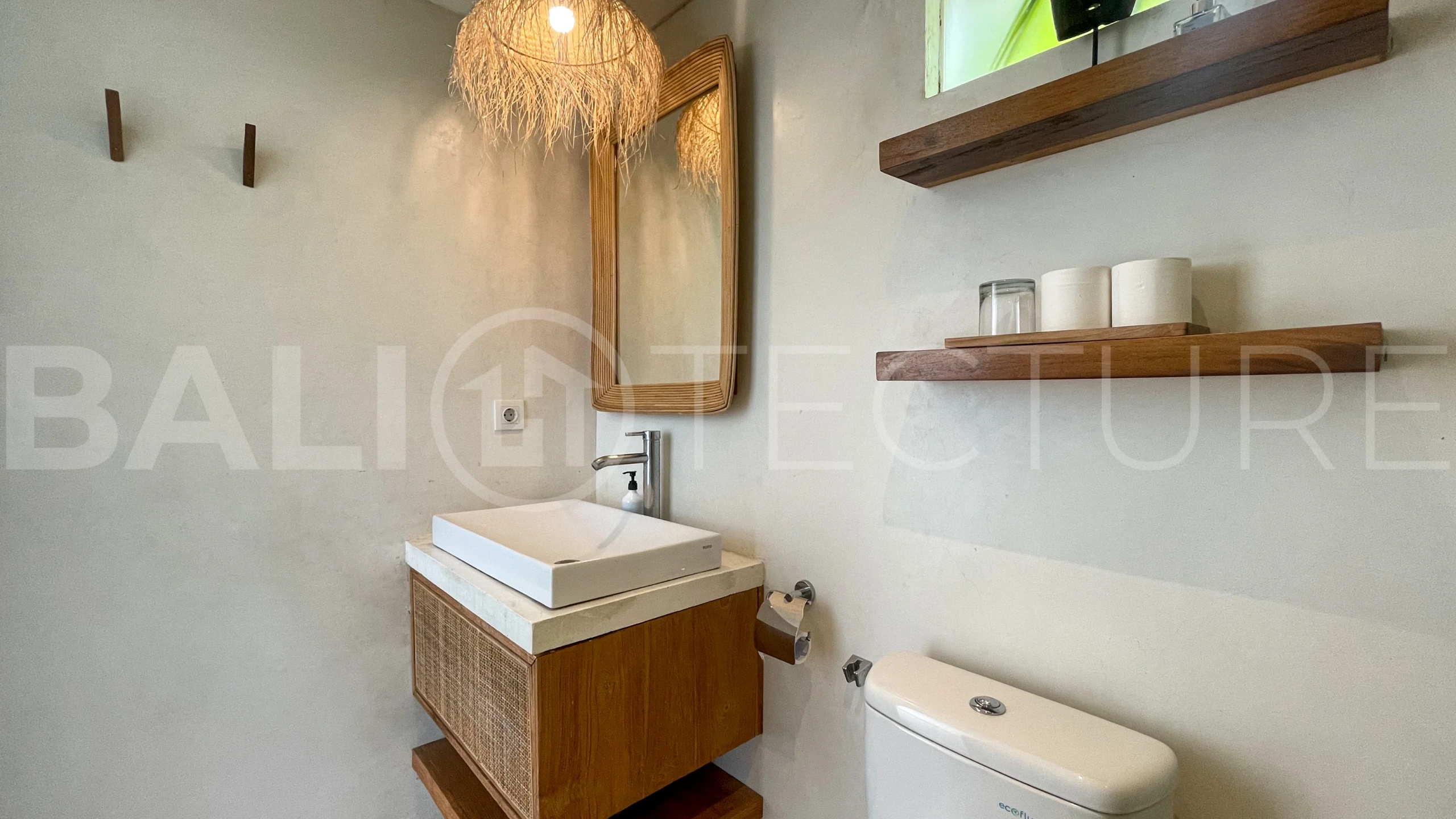 Bohemian-Inspired-Villa-for-Sale-between-Tumbak-Bayuh-and-Buduk-15