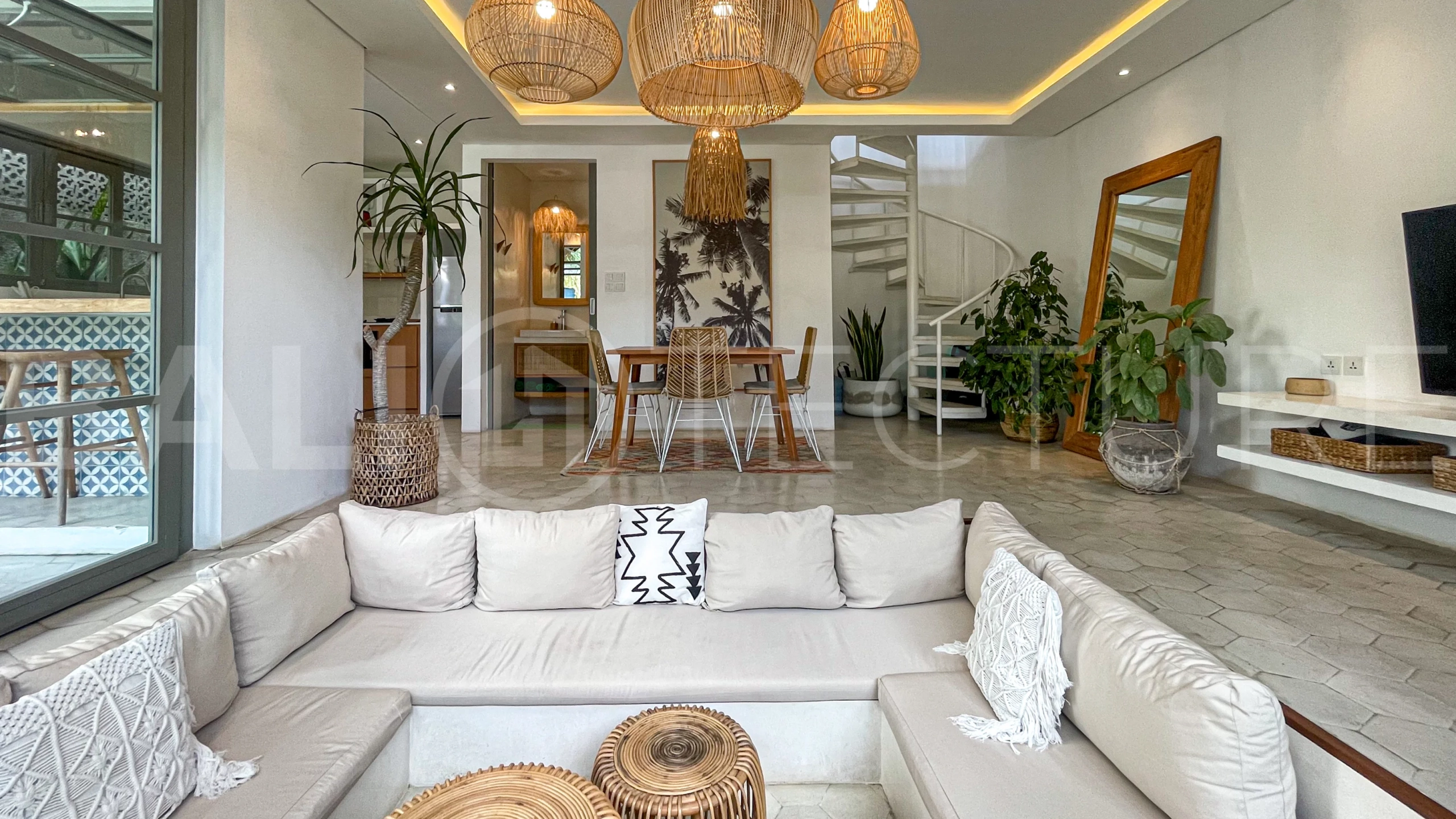 Bohemian-Inspired-Villa-for-Sale-between-Tumbak-Bayuh-and-Buduk-19