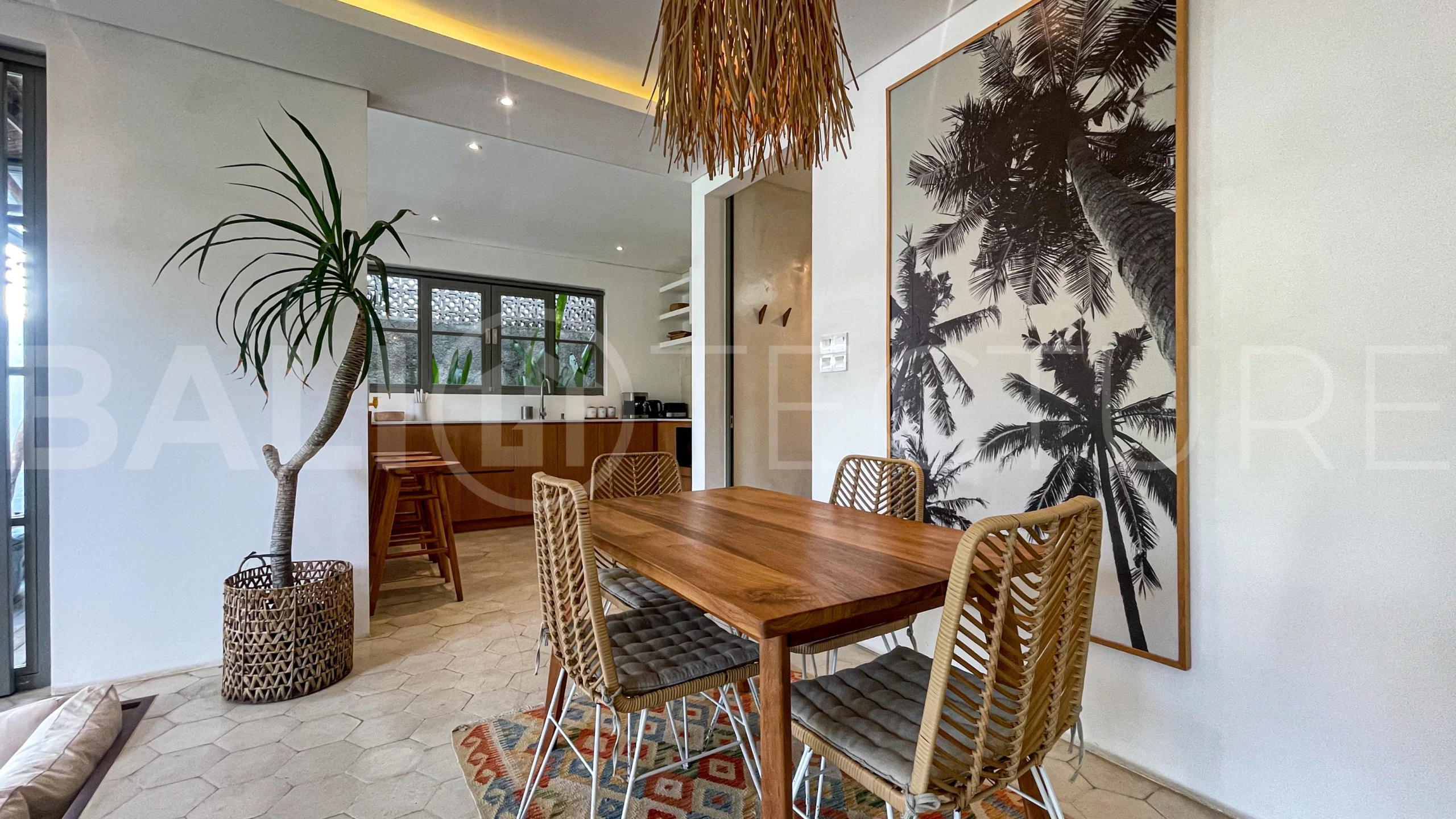Bohemian-Inspired-Villa-for-Sale-between-Tumbak-Bayuh-and-Buduk-2