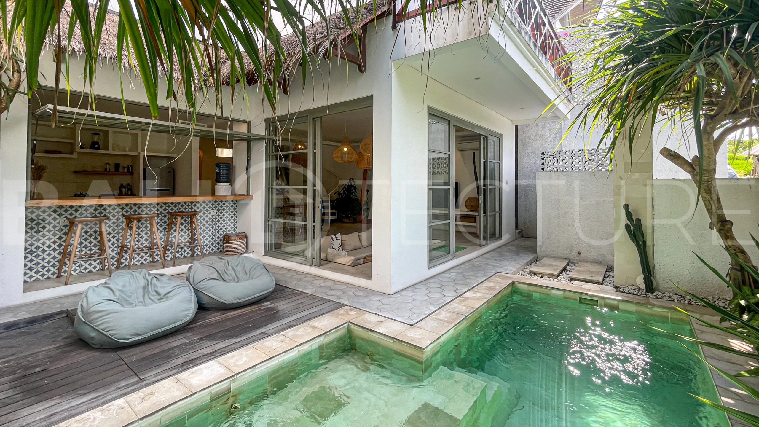 Bohemian-Inspired-Villa-for-Sale-between-Tumbak-Bayuh-and-Buduk-8