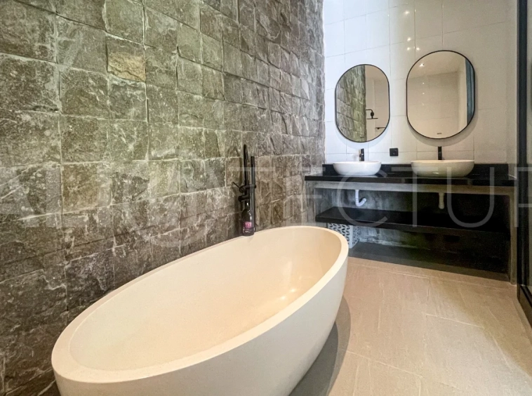 Brand-New-Riverside-Villa-for-Sale-at-the-Edge-of-Ubud-14