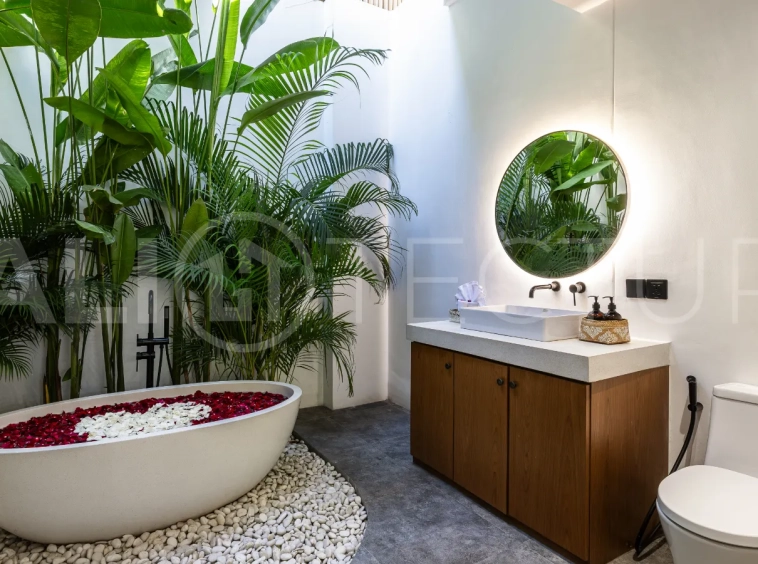 Extraordinary-4-Bedroom-Villa-for-Sale-near-Batu-Bolong-Beach-Canggu-5