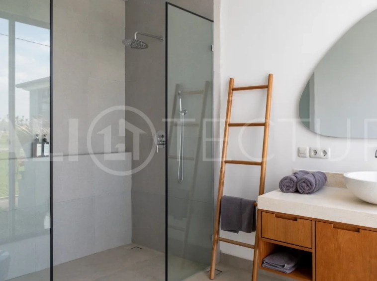 Fascinating-3-Bedroom-Villa-for-Sale-Close-to-Kedungu-Beach-Bali-17