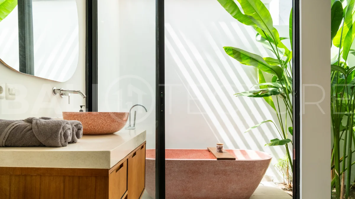 Fascinating-3-Bedroom-Villa-for-Sale-Close-to-Kedungu-Beach-Bali-20
