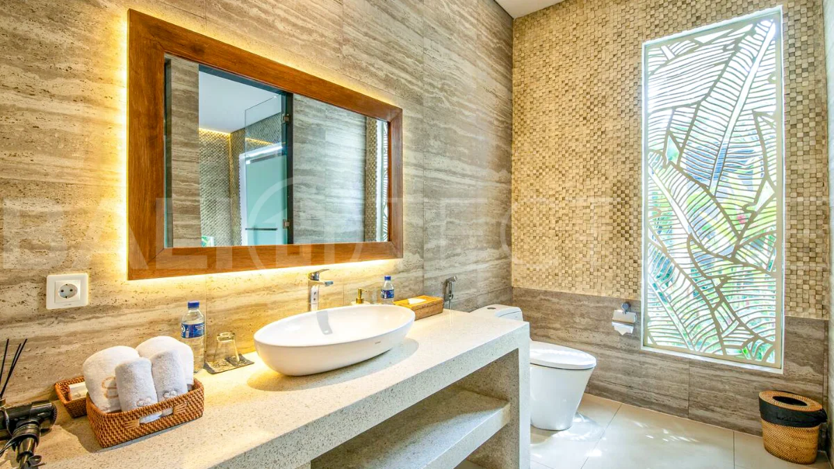 Luxury-Japanese-Style-Villa-for-Sale-in-Seminyak-Bali-3