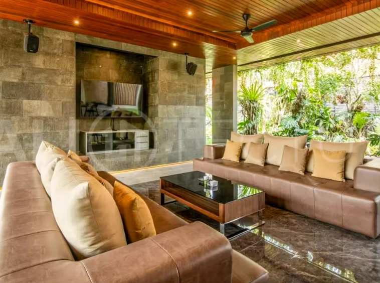 Luxury-Japanese-Style-Villa-for-Sale-in-Seminyak-Bali-30