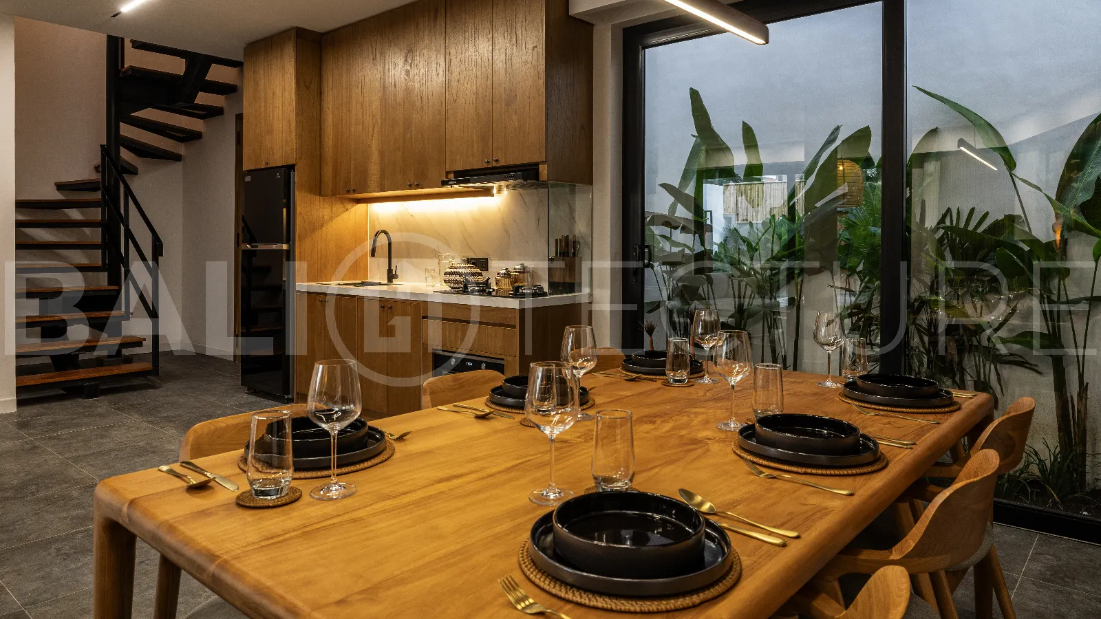Modern-Tropical-3-Bedroom-Villa-for-Sale-near-Batu-Bolong-Beach-Canggu-9