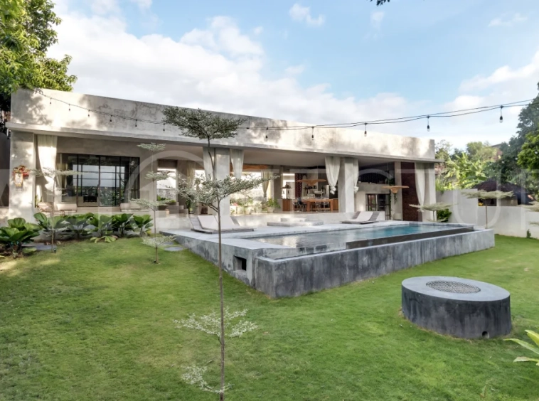 Riverside-Jungle-View-Villa-for-Sale-in-Pererenan-22