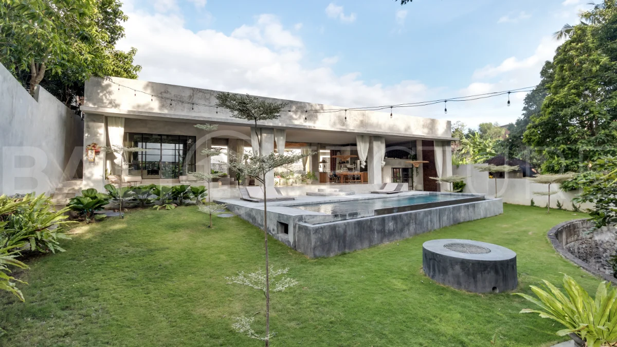 Riverside-Jungle-View-Villa-for-Sale-in-Pererenan-22