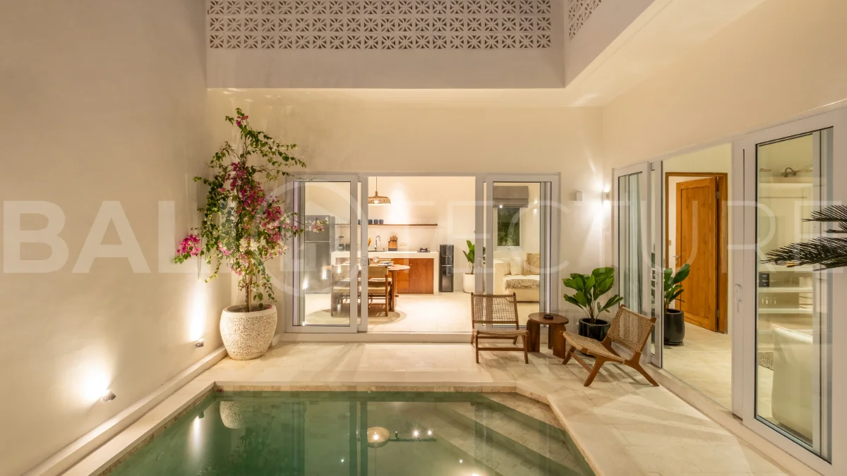 Tropical-2-Bedroom-Villa-for-Sale-in-the-Heart-of-Berawa-Canggu-19