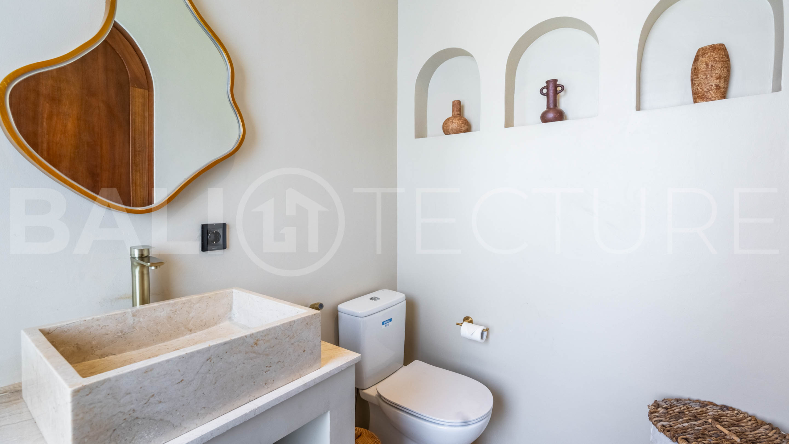 Stunning Finished 2 Bedroom Villa for Sale in Pererenan7