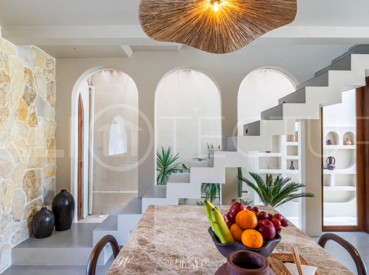 Stunning Finished 2 Bedroom Villa for Sale in Pererenan9