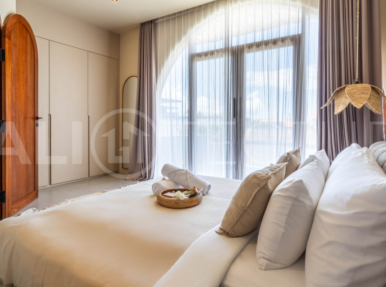 Stunning Finished 2 Bedroom Villa for Sale in Pererenan3