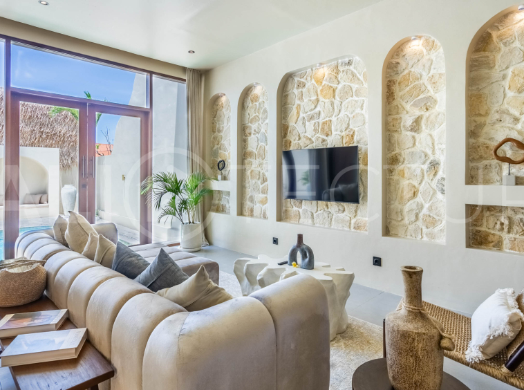 Stunning Finished 2 Bedroom Villa for Sale in Pererenan18
