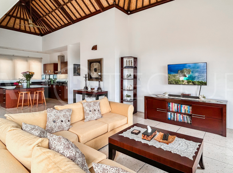 Amazing-Ocean-Views-Villa-for-Sale-in-Balangan-33