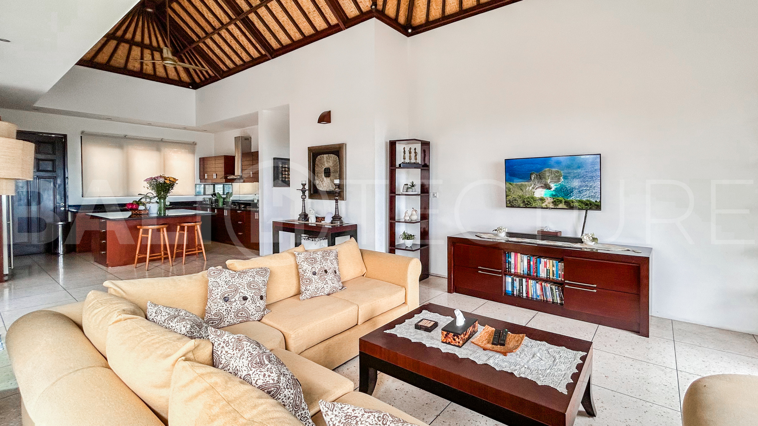 Amazing-Ocean-Views-Villa-for-Sale-in-Balangan-33