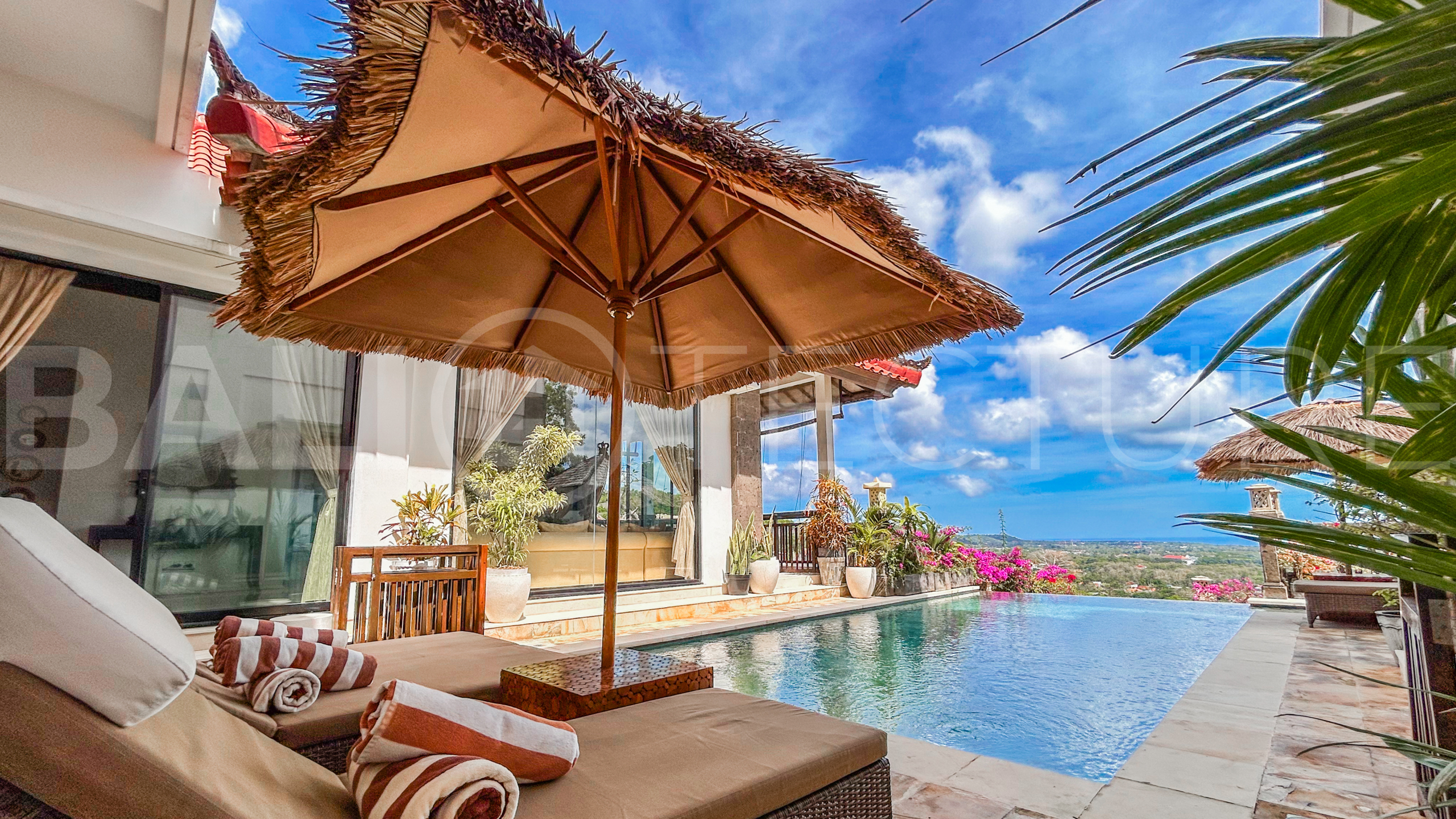 Amazing-Ocean-Views-Villa-for-Sale-in-Balangan-47