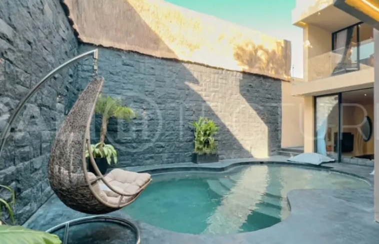 Modern Tropical Villa in Umalas, Fully Furnished & Ready to Move In11
