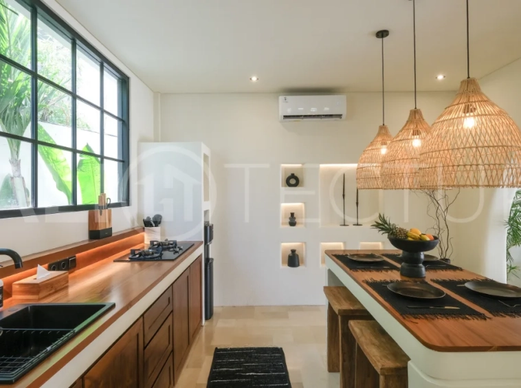 Brand-New-Tropical-Villa-for-Sale-in-Pererenan-10