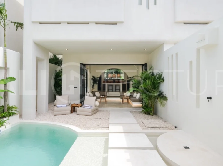 Brand-New-Tropical-Villa-for-Sale-in-Pererenan-5