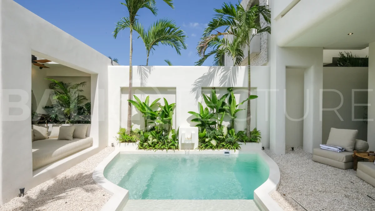Brand-New-Tropical-Villa-for-Sale-in-Pererenan-7