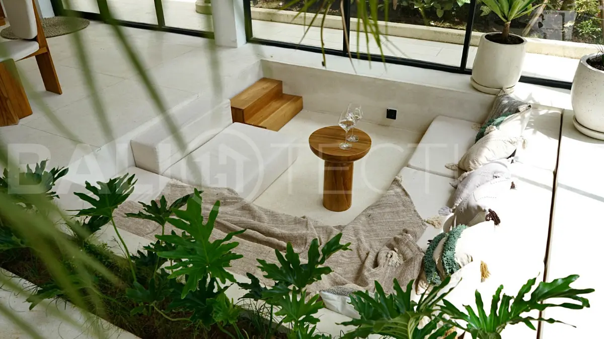 Tranquil Ubud Villa with Modern Tropical Design7