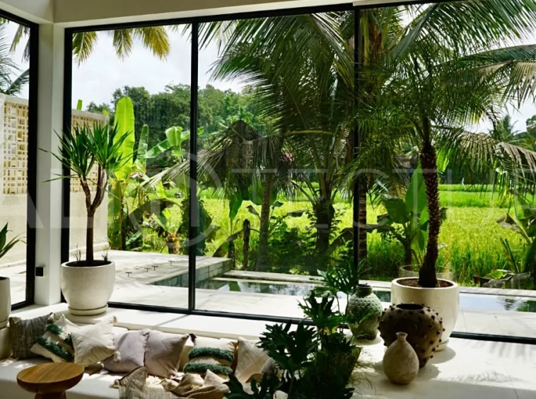 Tranquil Ubud Villa with Modern Tropical Design3