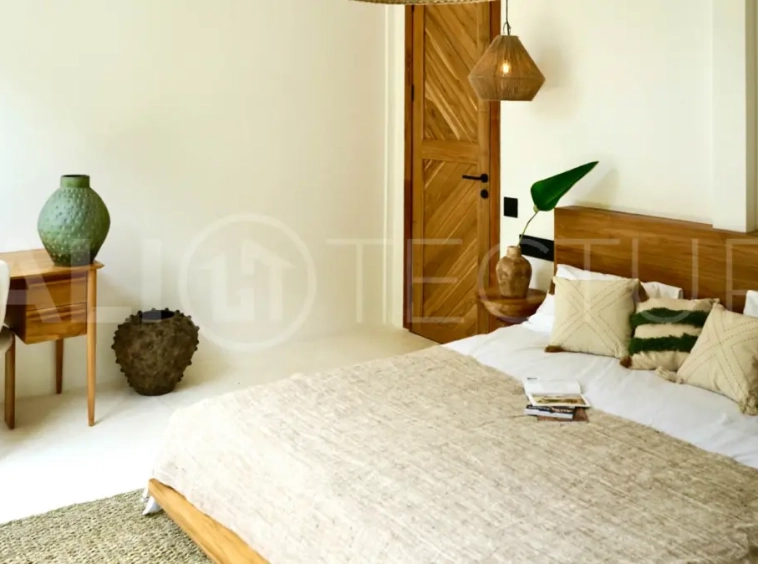 Tranquil Ubud Villa with Modern Tropical Design12
