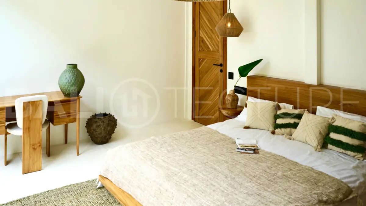 Tranquil Ubud Villa with Modern Tropical Design12