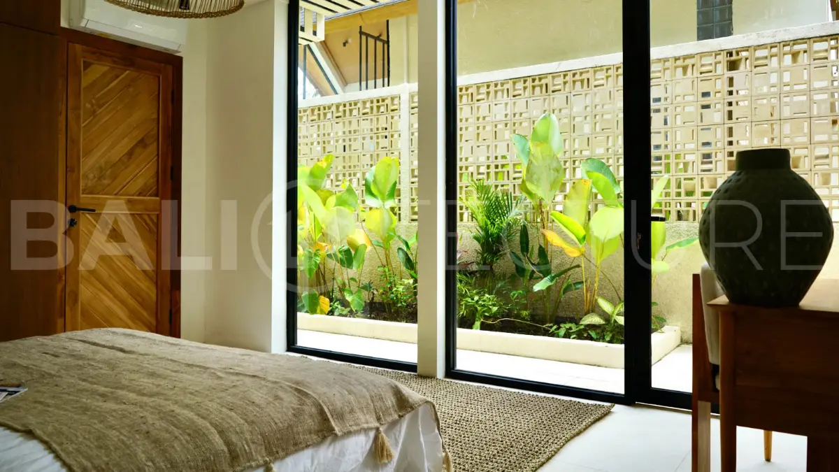 Tranquil Ubud Villa with Modern Tropical Design13