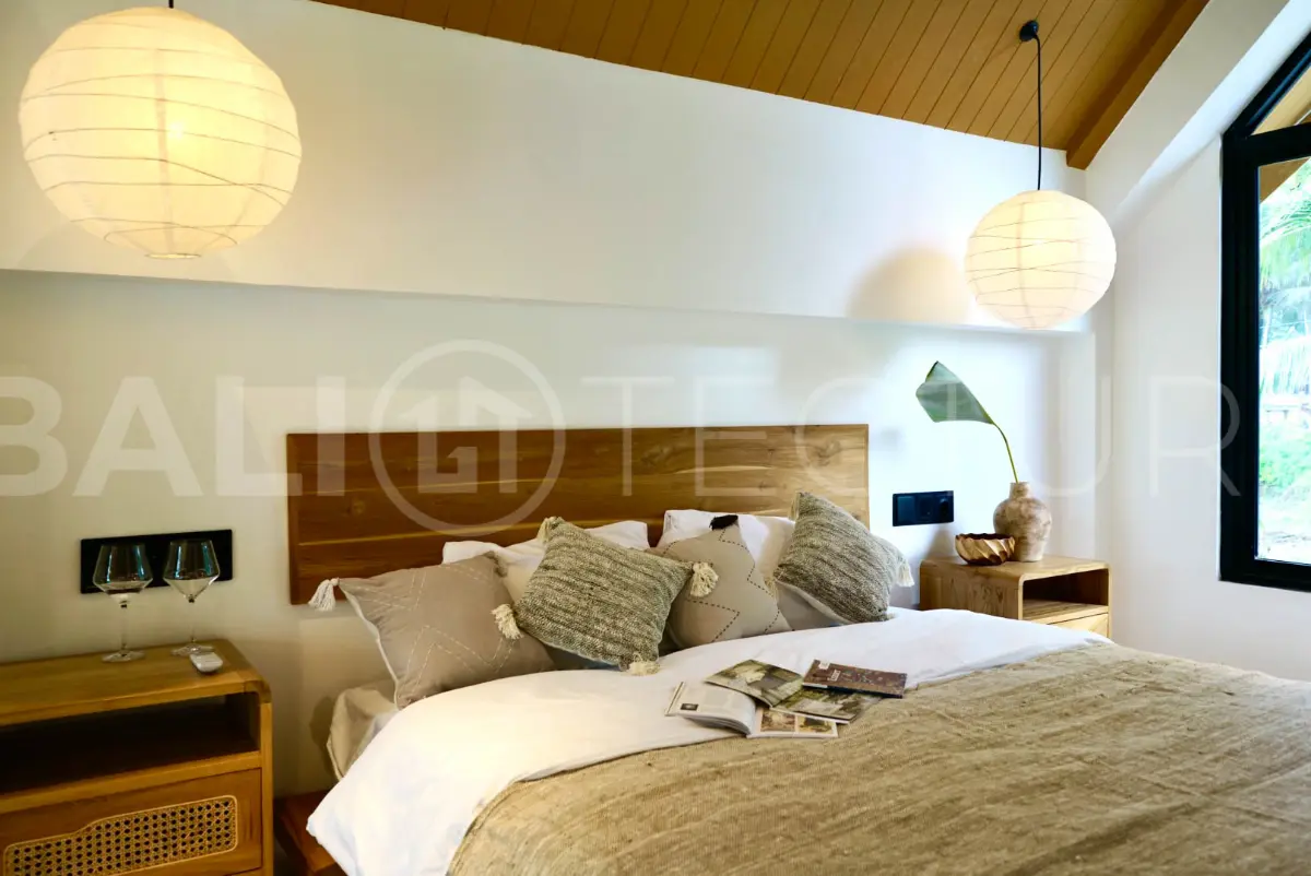 Tranquil Ubud Villa with Modern Tropical Design14