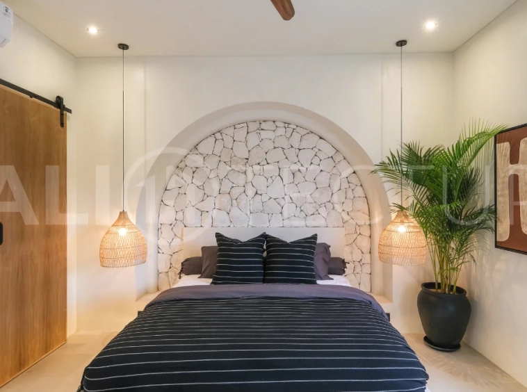 Fascinating-2-Bedroom-Villa-for-Sale-in-Pererenan-12