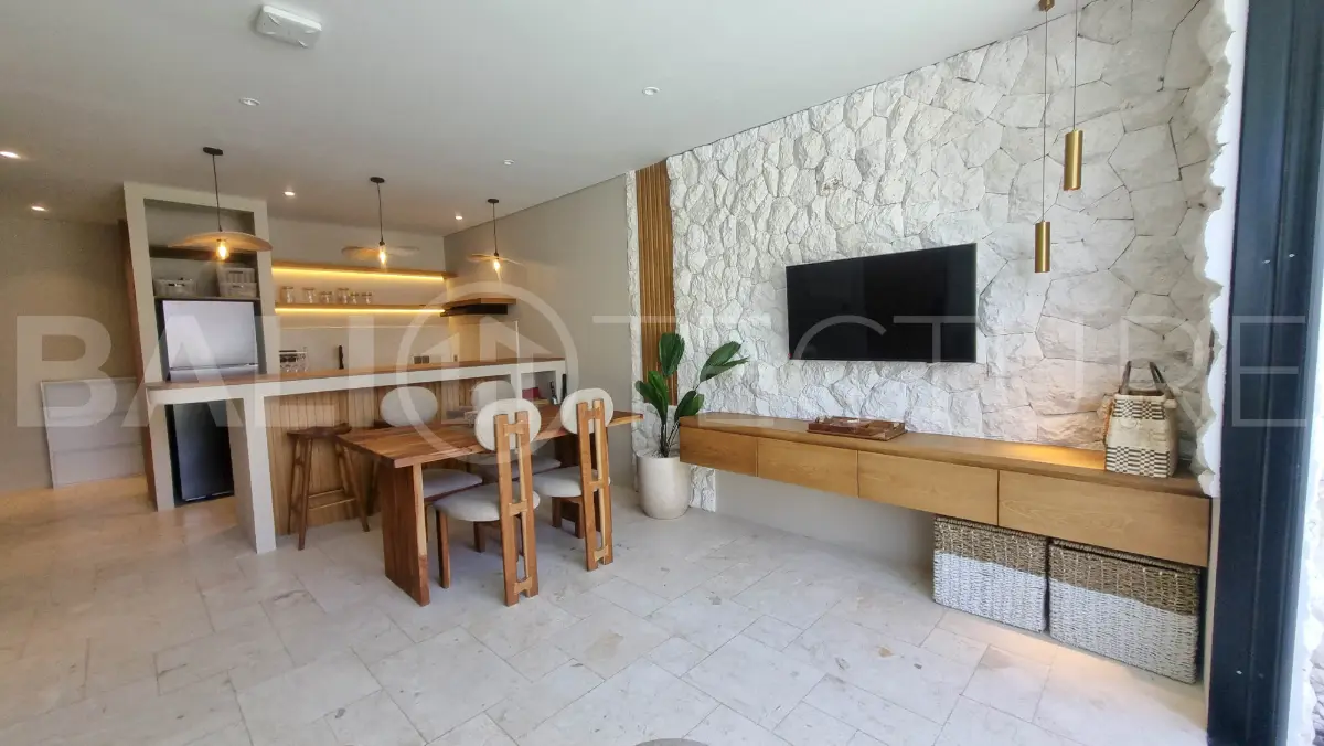 Tropical 2 Bedroom Villa with Ocean View Rooftop in Melasti 16