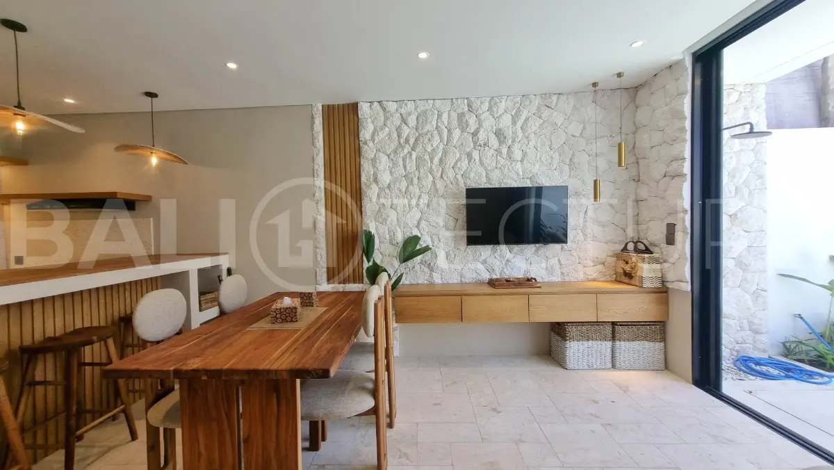 Tropical 2 Bedroom Villa with Ocean View Rooftop in Melasti 19