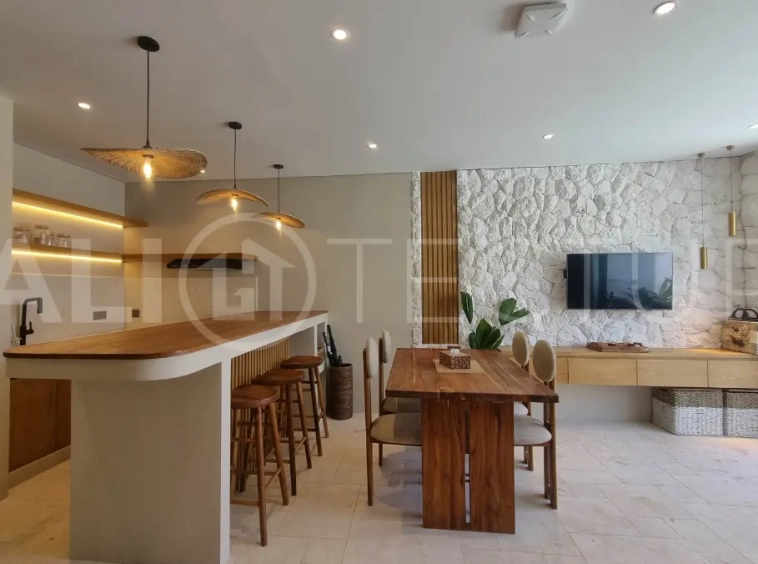Tropical 2 Bedroom Villa with Ocean View Rooftop in Melasti 20