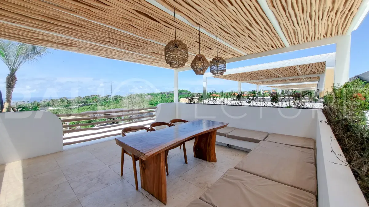 Tropical 2 Bedroom Villa with Ocean View Rooftop in Melasti 4