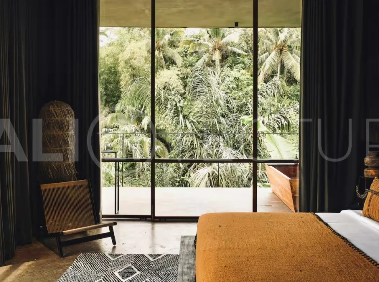 Magnificent-Jungle-View-Villa-for-Sale-in-Ubud-Bali-12