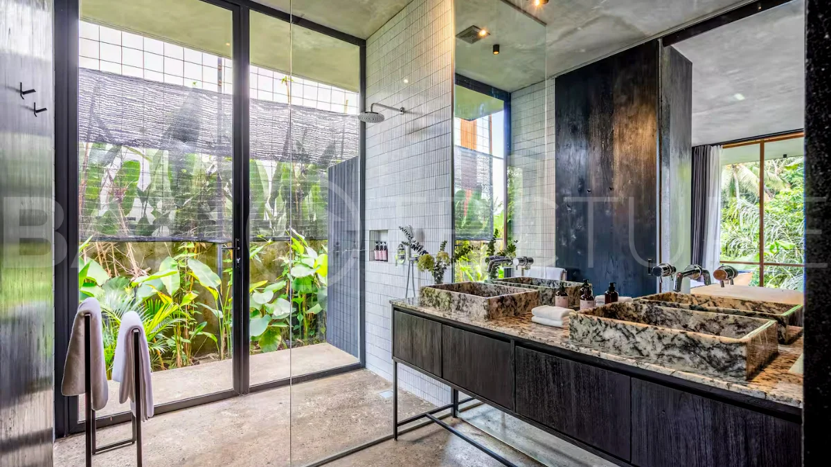 Magnificent-Jungle-View-Villa-for-Sale-in-Ubud-Bali-18