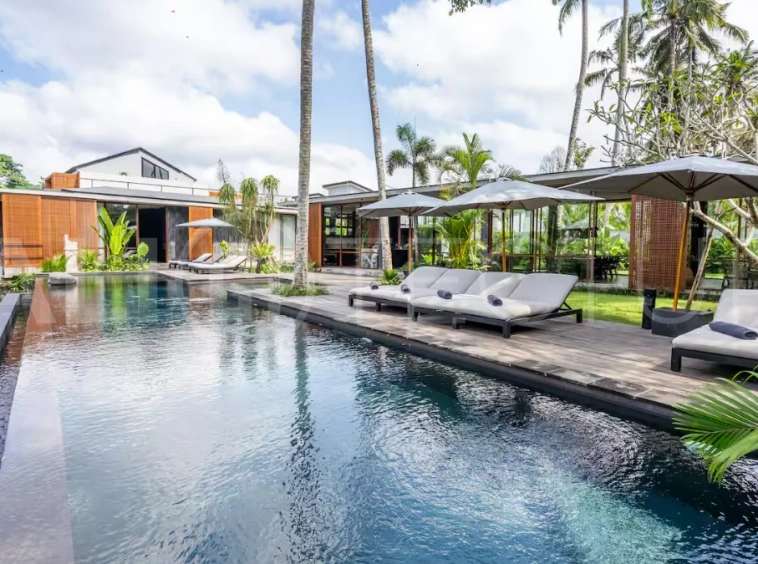 Magnificent-Jungle-View-Villa-for-Sale-in-Ubud-Bali-2